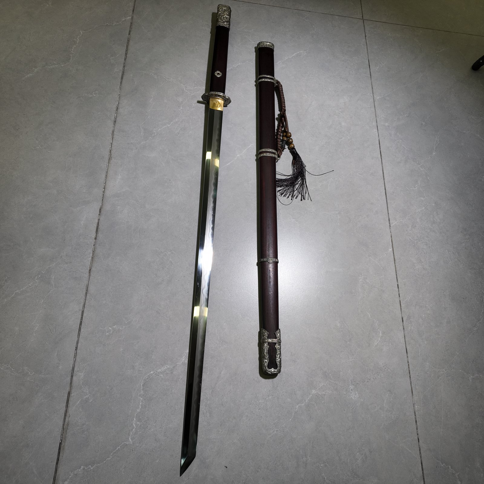 Dark Wood Gold and Silver Relief Tang Dao – High-Density Purple-Brown Solid Wood Scabbard, Gold-Silver Dragon Pattern Hardware, High Mirror Wave Pattern Steel Blade, Classical Elegant Collection Sword - Image 4