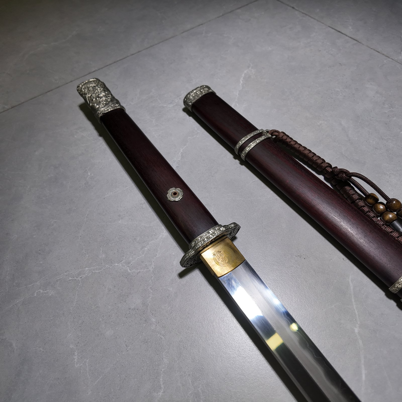 Dark Wood Gold and Silver Relief Tang Dao – High-Density Purple-Brown Solid Wood Scabbard, Gold-Silver Dragon Pattern Hardware, High Mirror Wave Pattern Steel Blade, Classical Elegant Collection Sword - Image 2